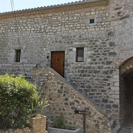 Holiday home Maison Du Troubadour Balazuc