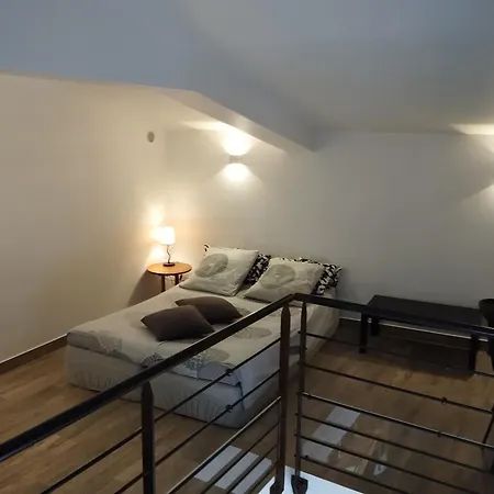 Holiday home Maison Du Troubadour
